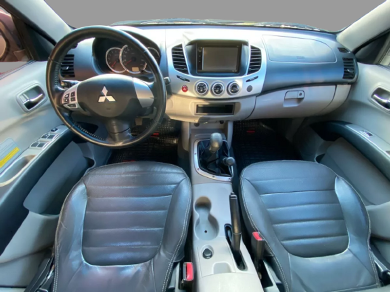 Mitsubishi L200