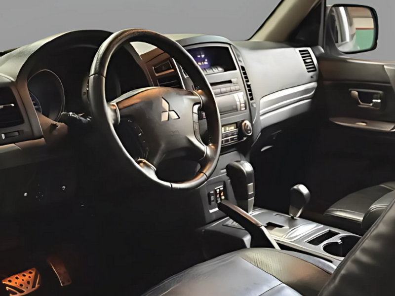 Mitsubishi Montero