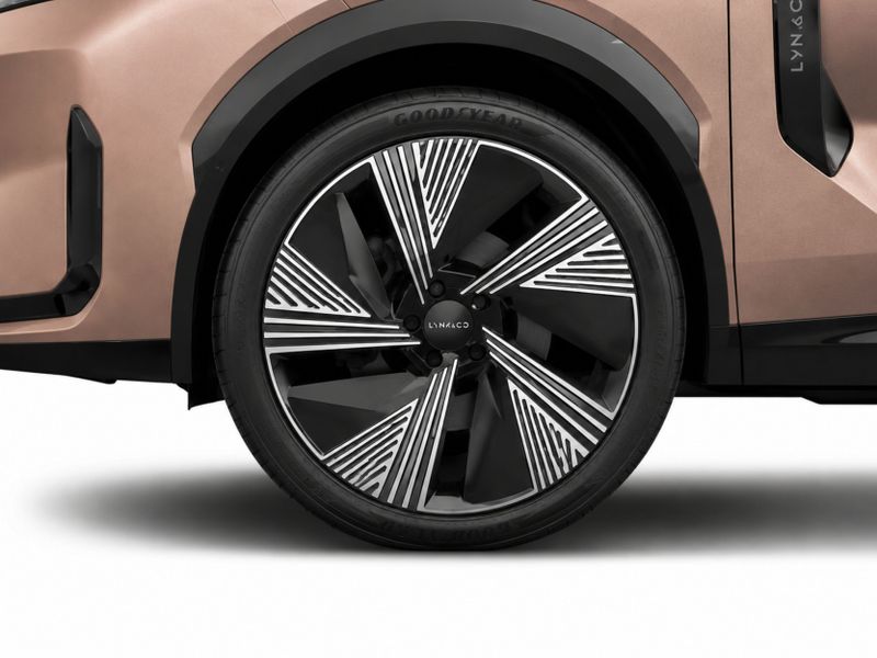 Lynk Y Co 08