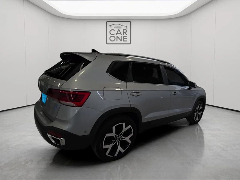 Volkswagen Taos