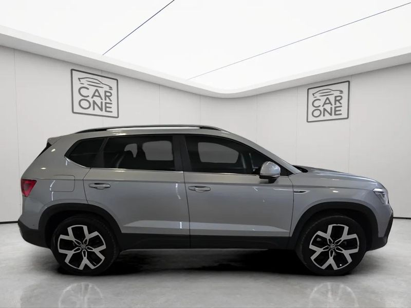 Volkswagen Taos