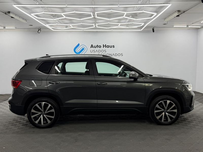 Volkswagen Taos