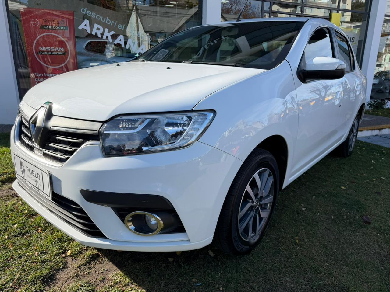 RENAULT LOGAN