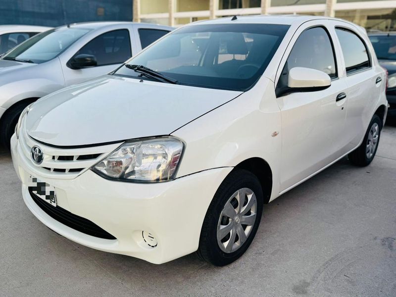 TOYOTA ETIOS