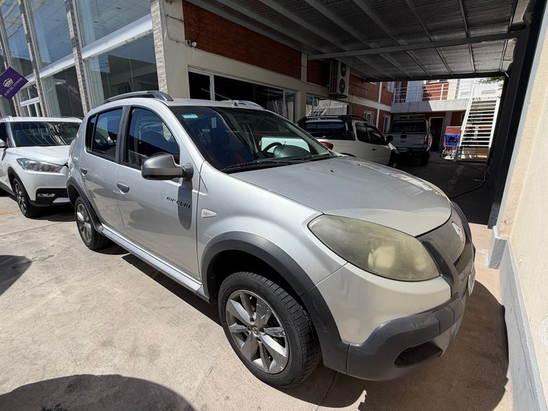 RENAULT SANDERO STEPWAY