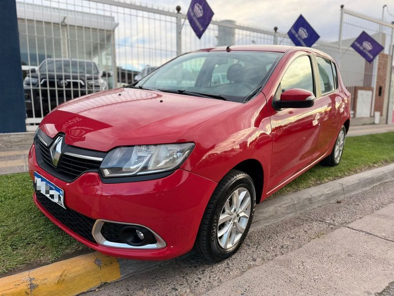RENAULT SANDERO