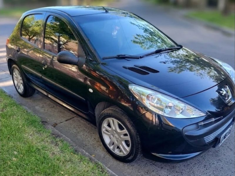 PEUGEOT 207