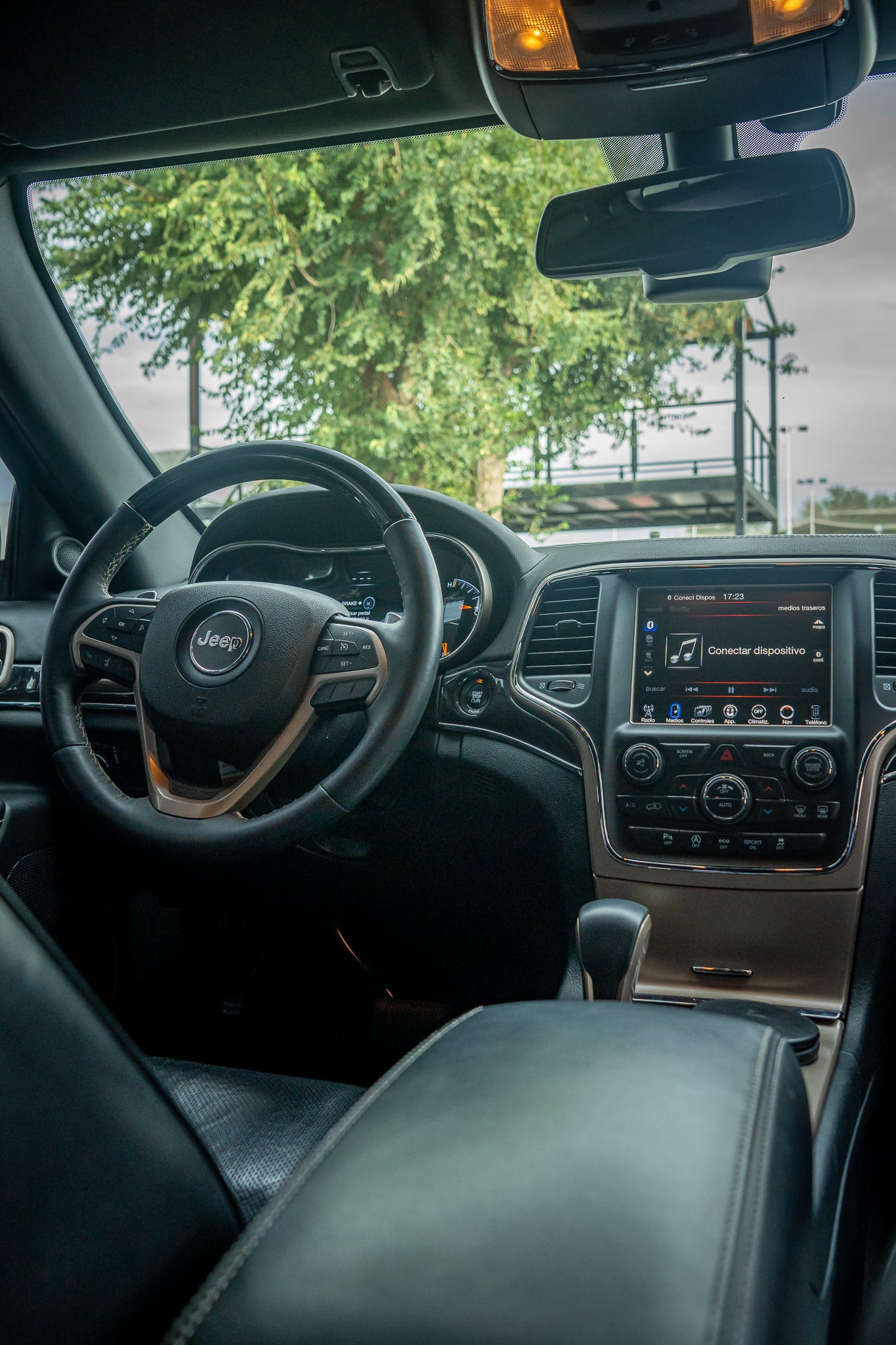 Grand Cherokee 2017 12