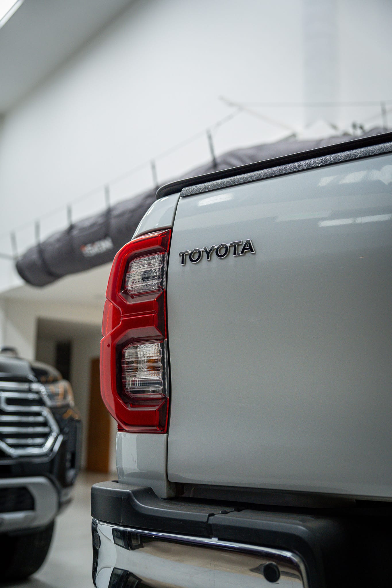 Hilux 2023 4