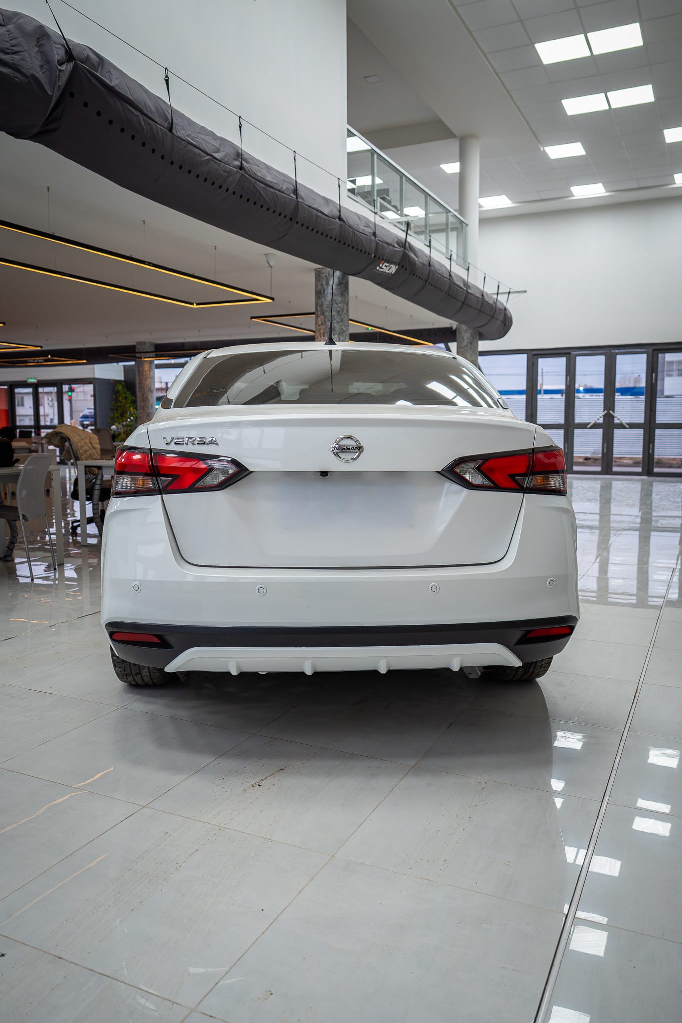 Versa 2023 5