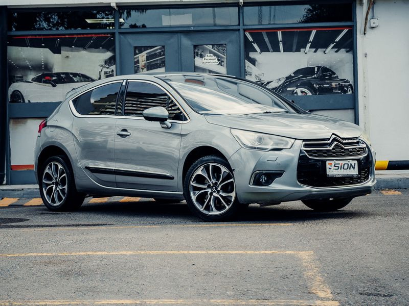 DS4 2012