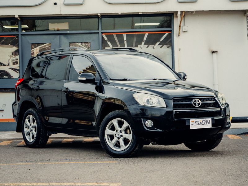 RAV 2010