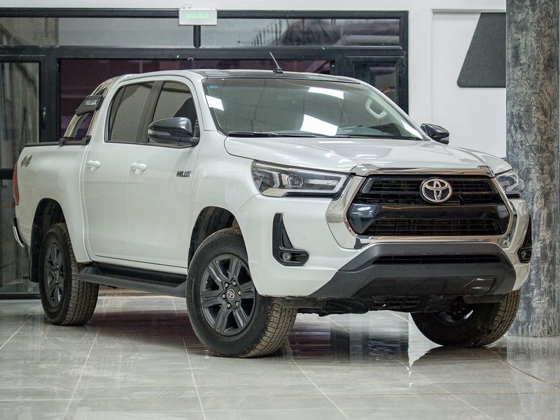 Hilux 2023