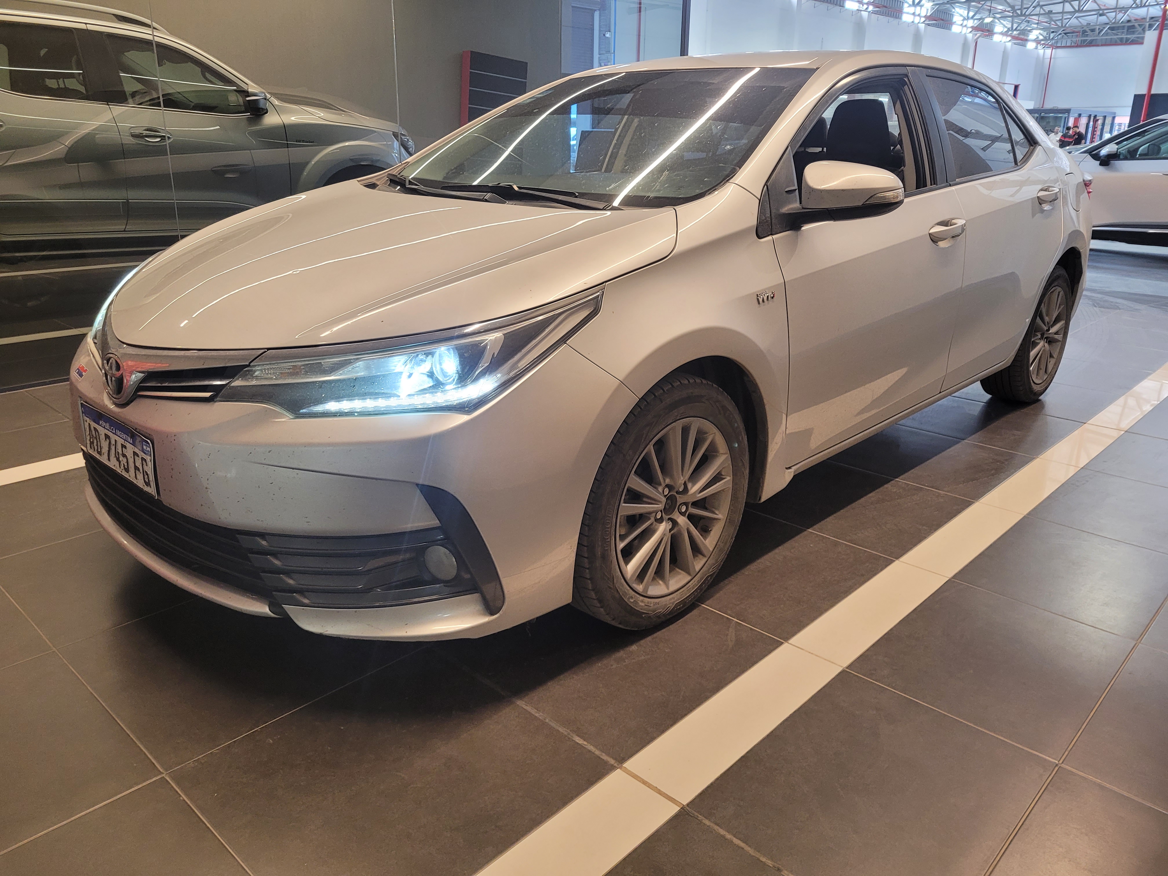 Toyota Corolla miniatura 5