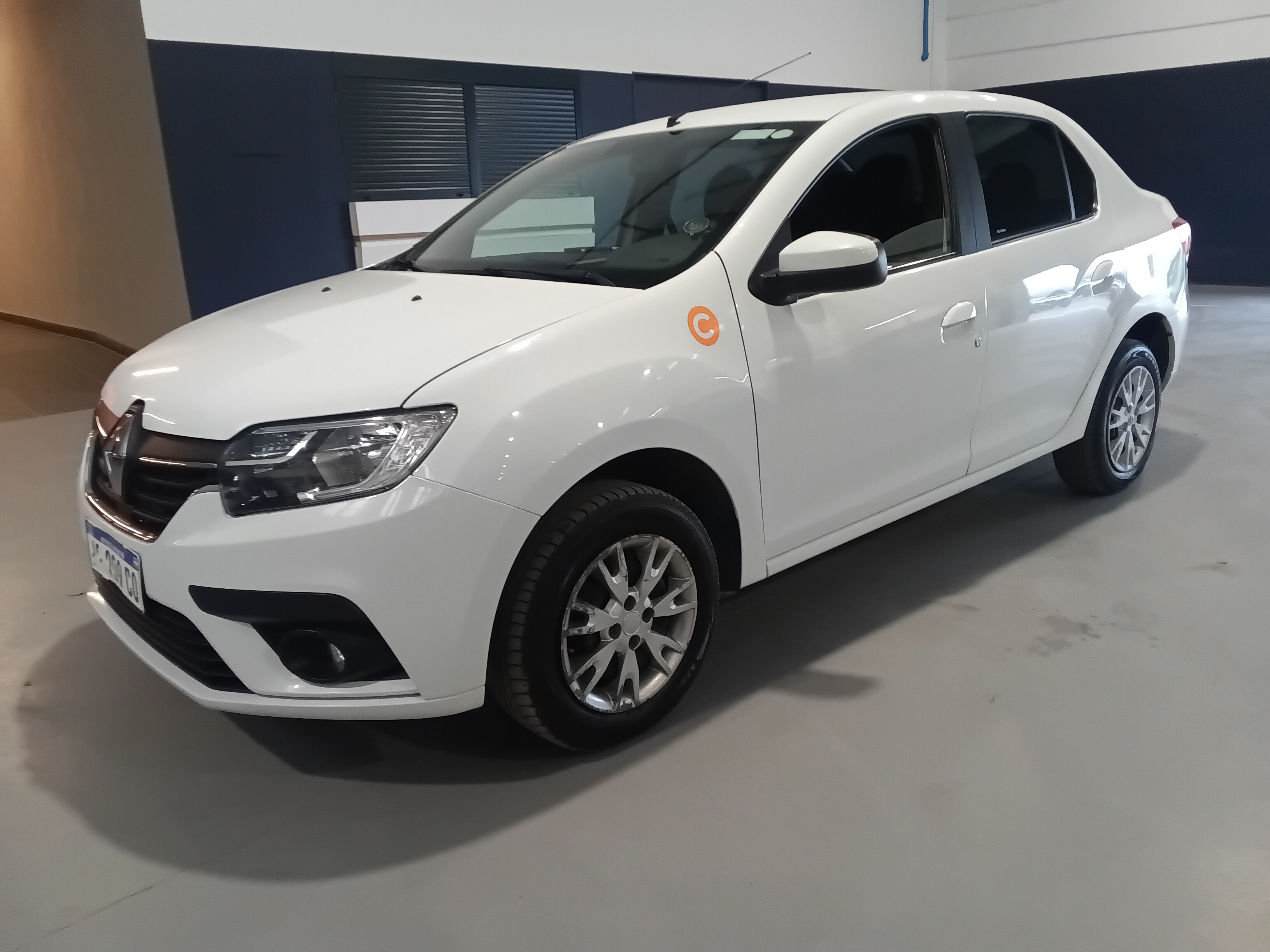 Renault Logan miniatura 2
