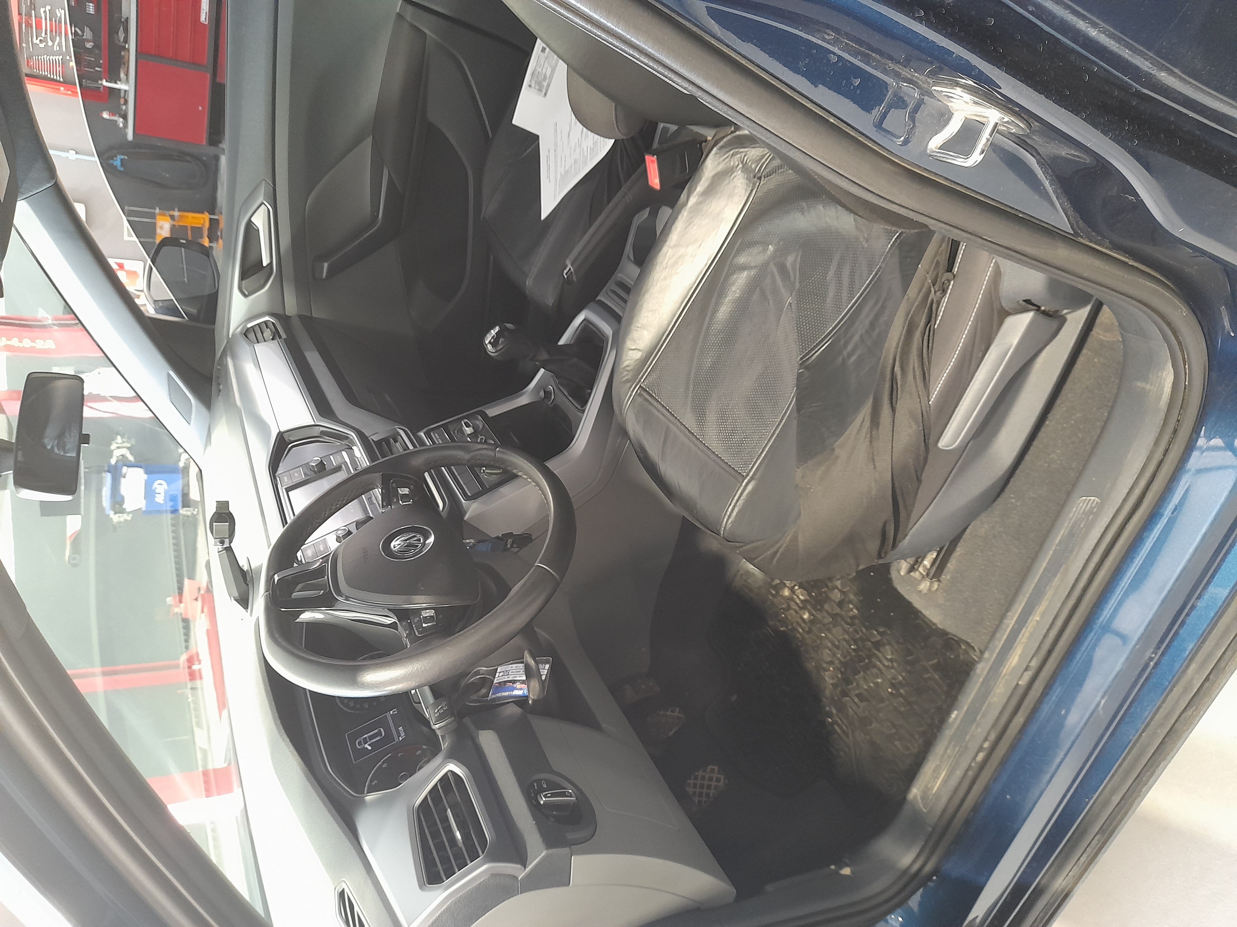 Volkswagen T-Cross miniatura 5
