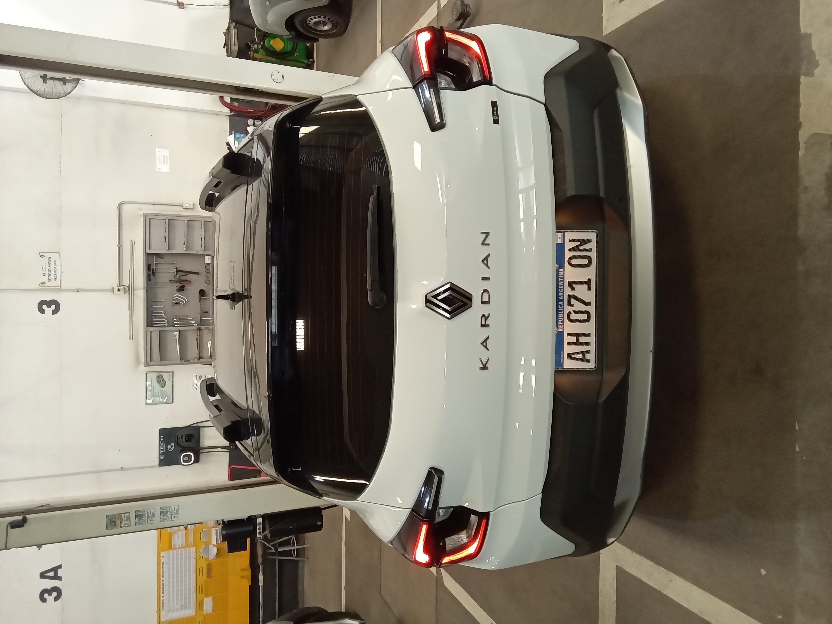 Renault Kardian miniatura 4