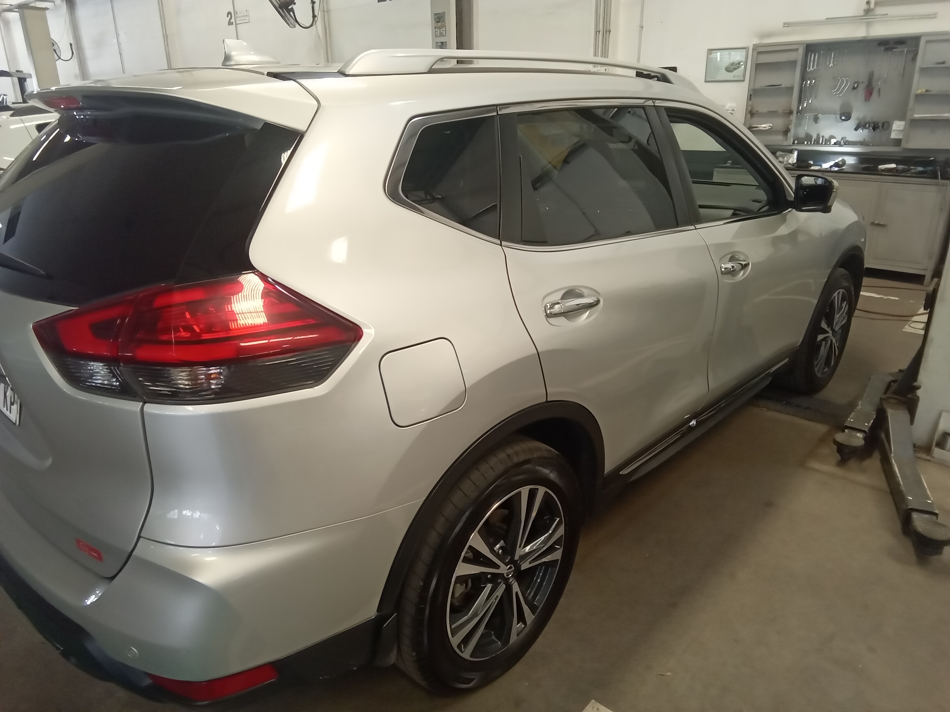 Nissan Xtrail miniatura 3