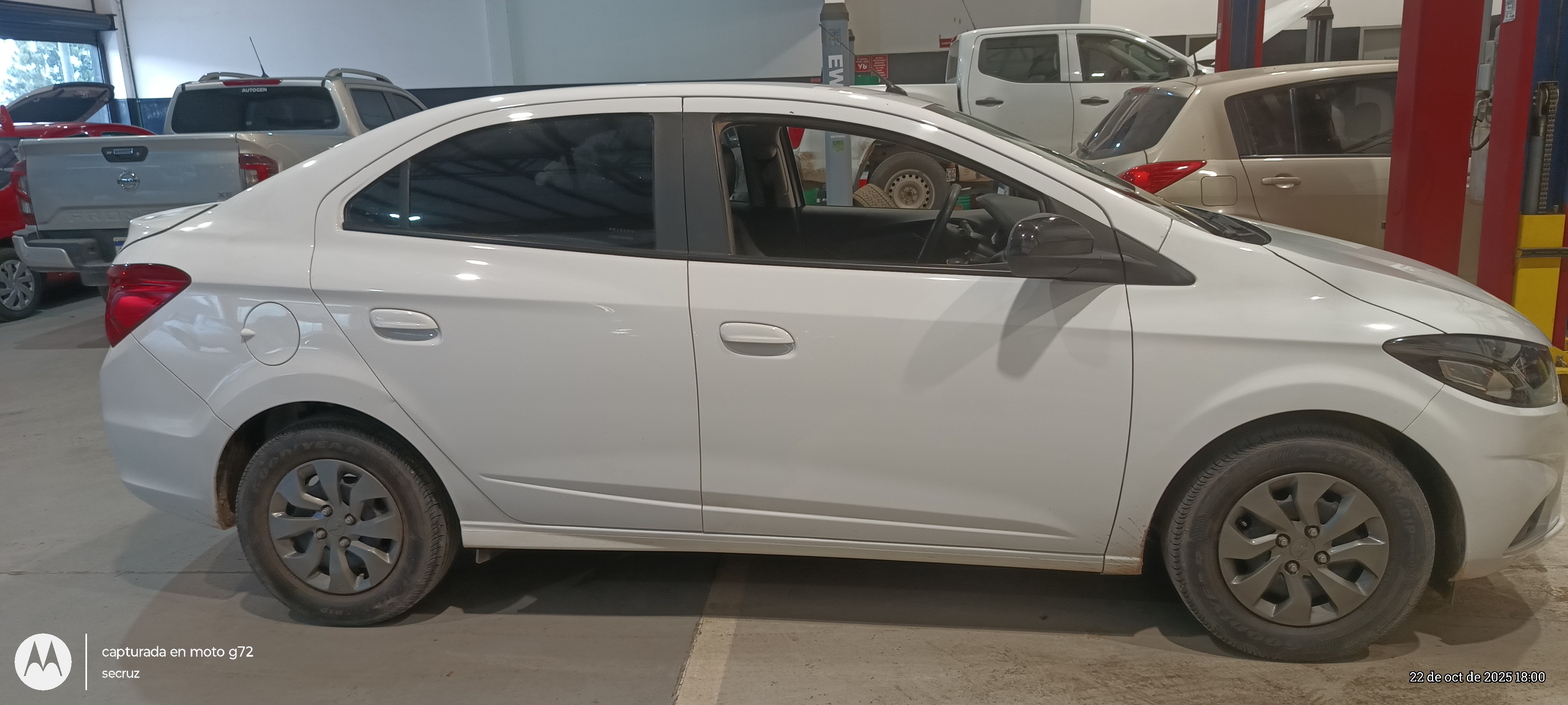 Chevrolet Onix miniatura 2