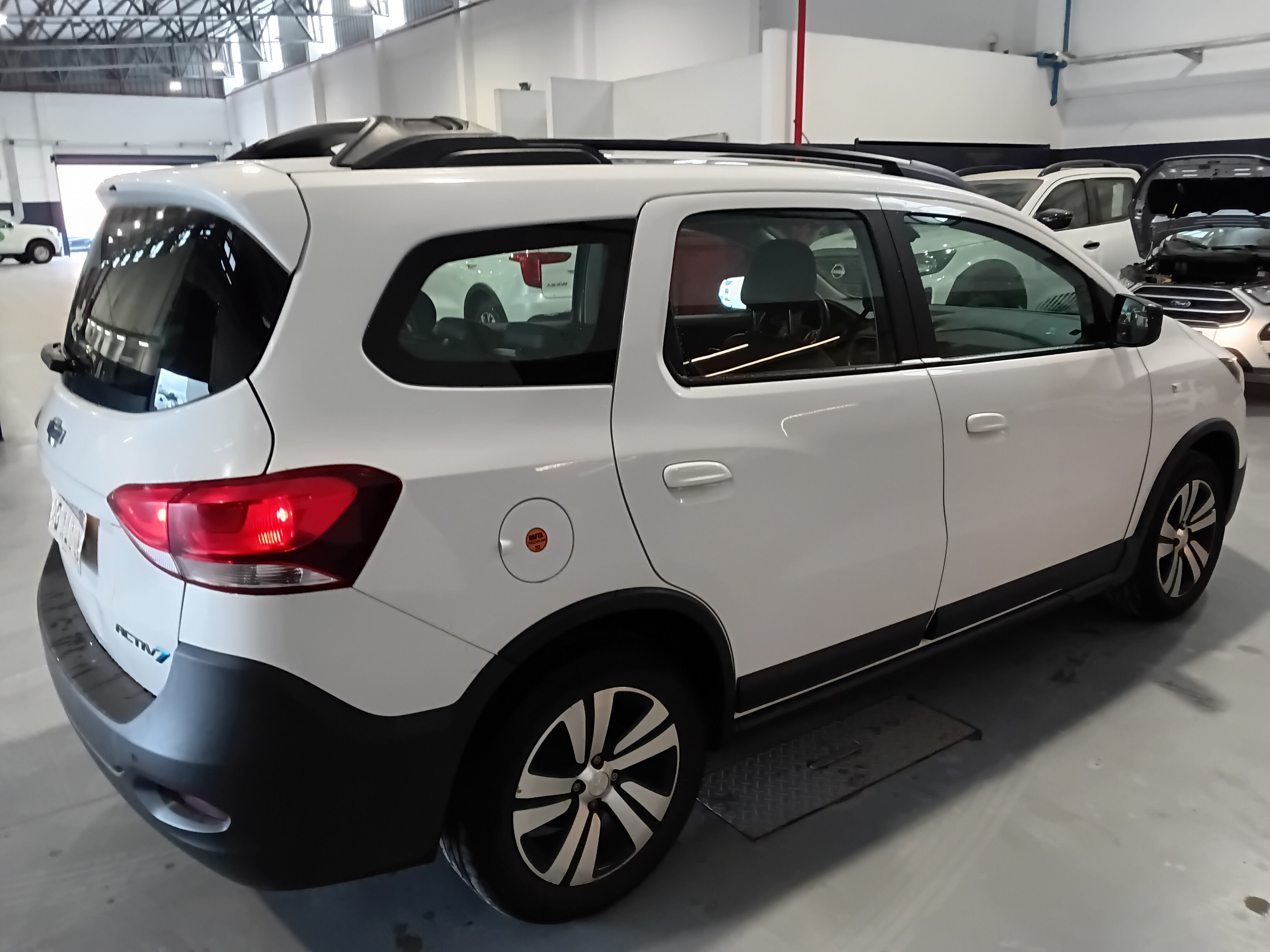 Chevrolet Spin miniatura 3