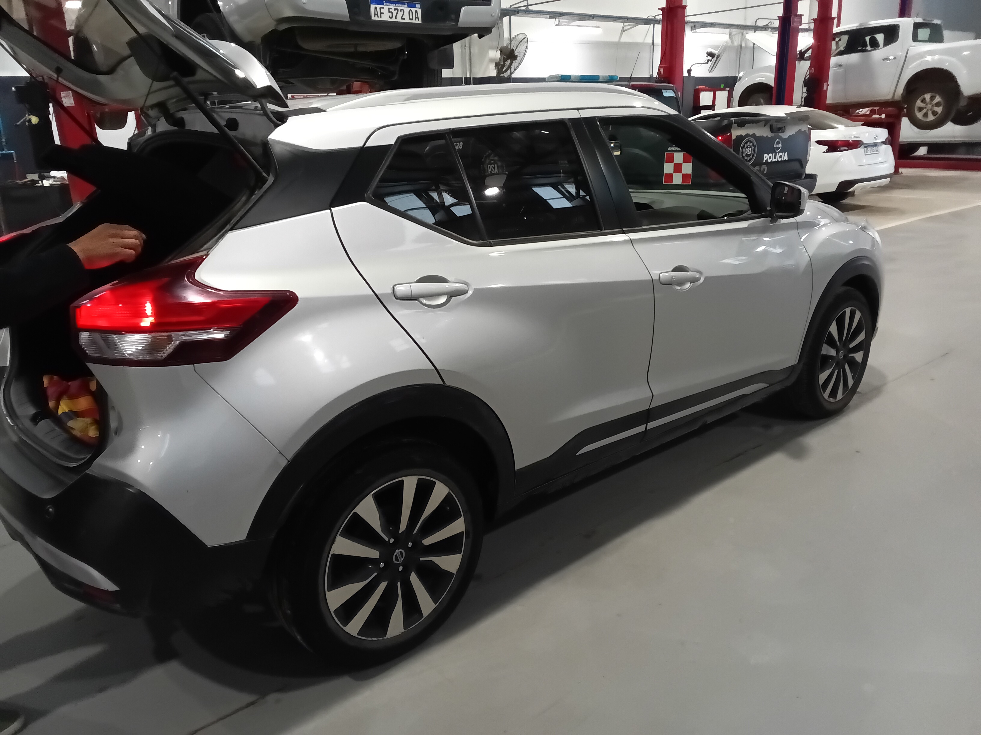 Nissan Kicks miniatura 4