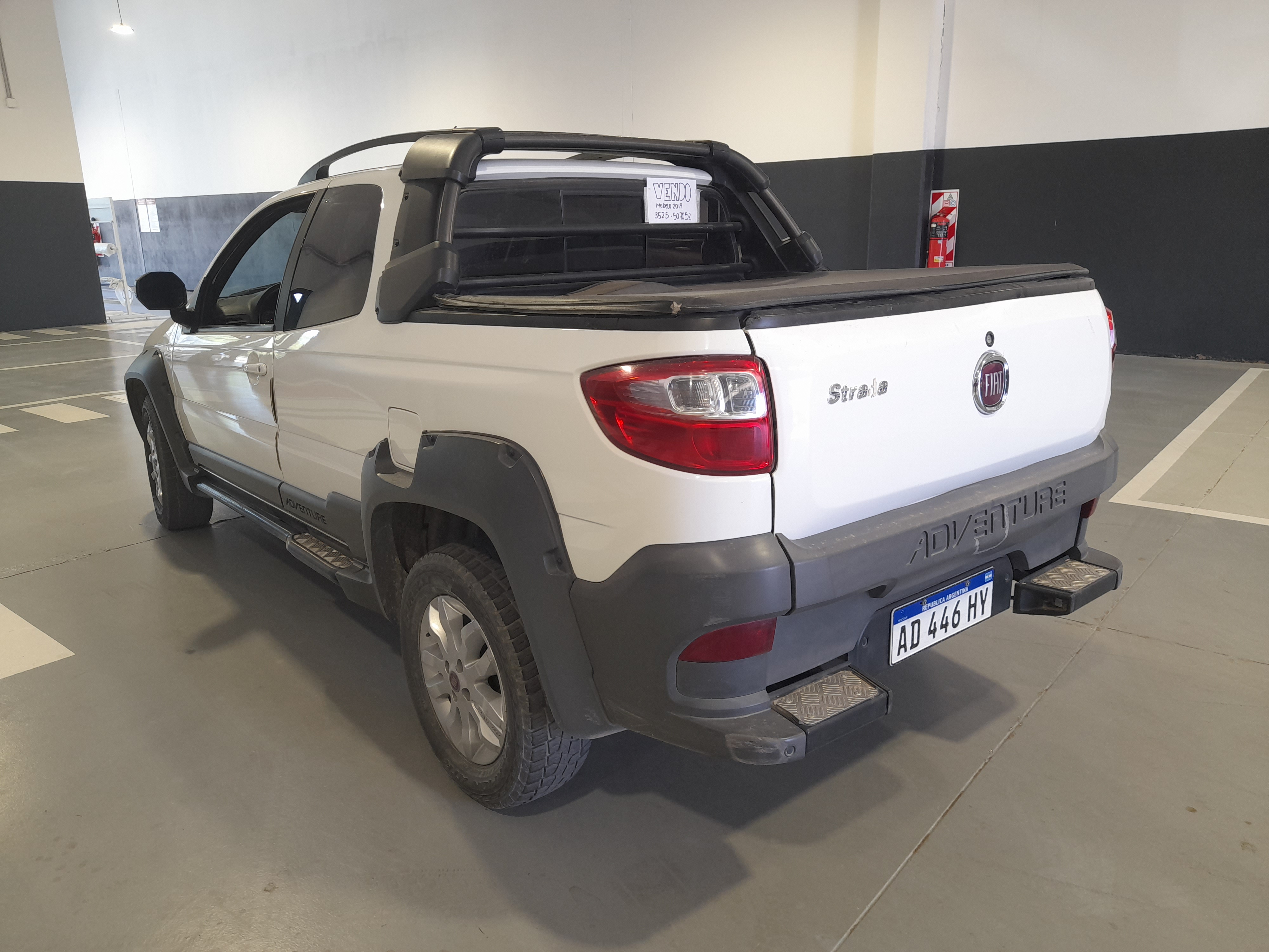 Fiat Strada miniatura 2