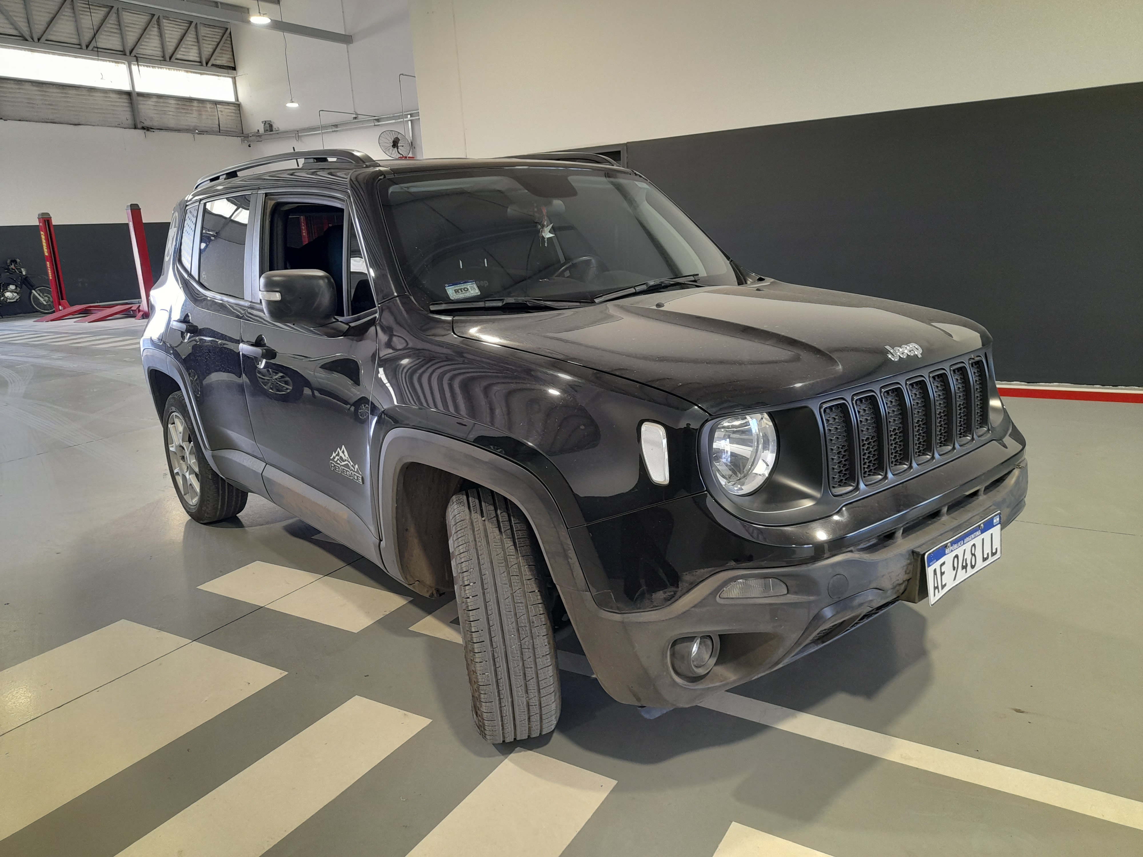 Jeep Renegade miniatura 2