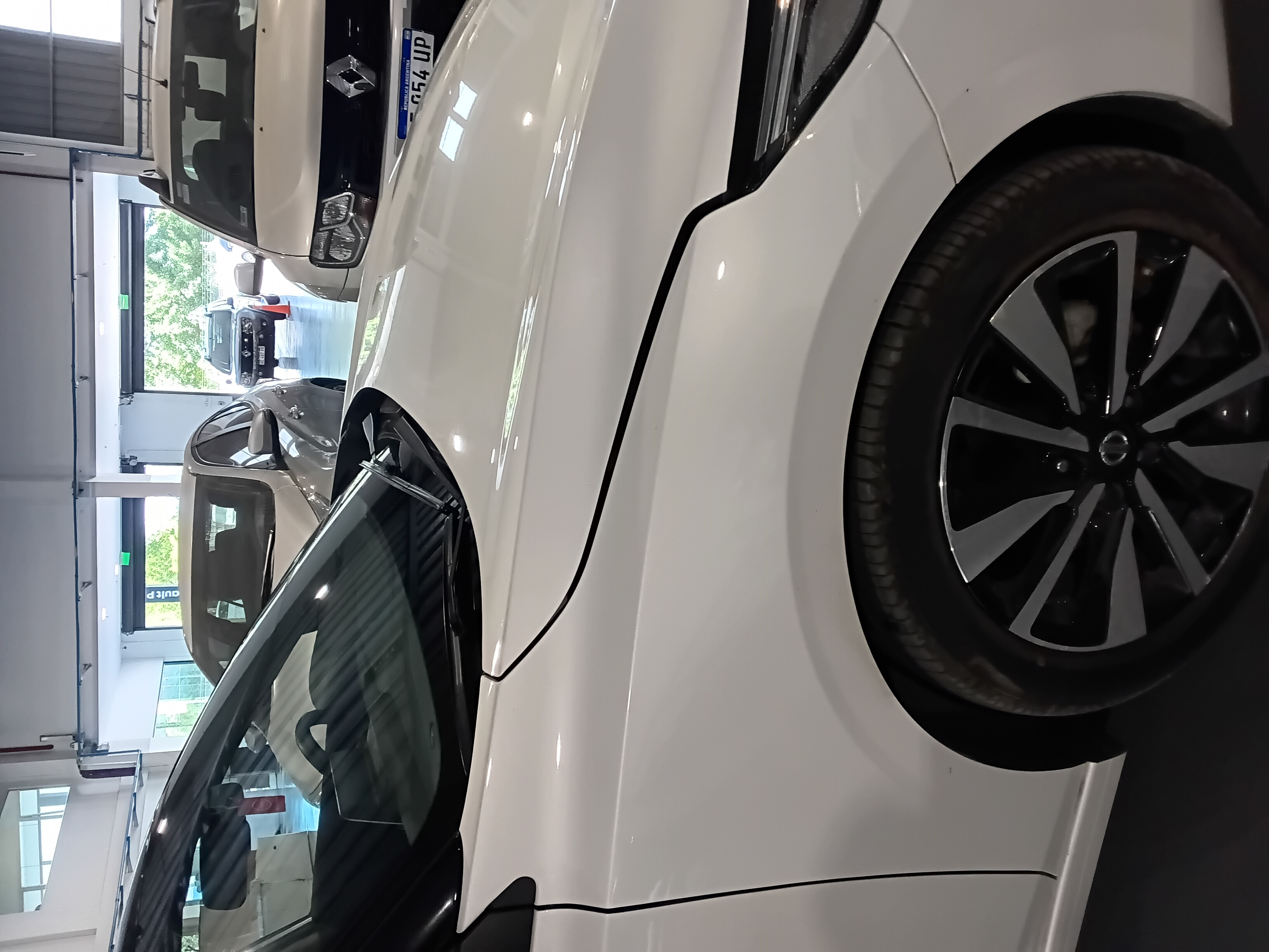 Nissan Sentra miniatura 4
