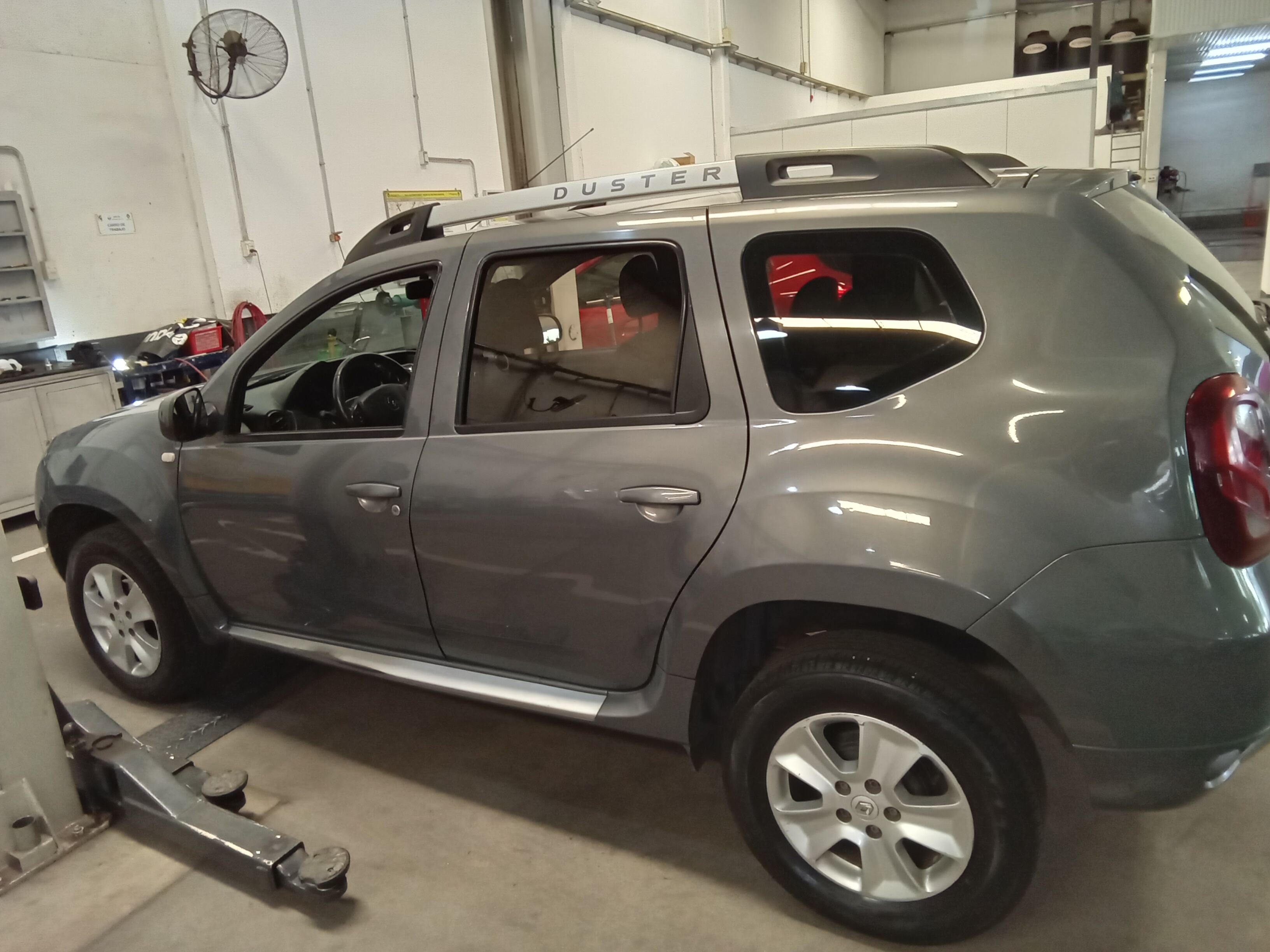 Renault Duster miniatura 4