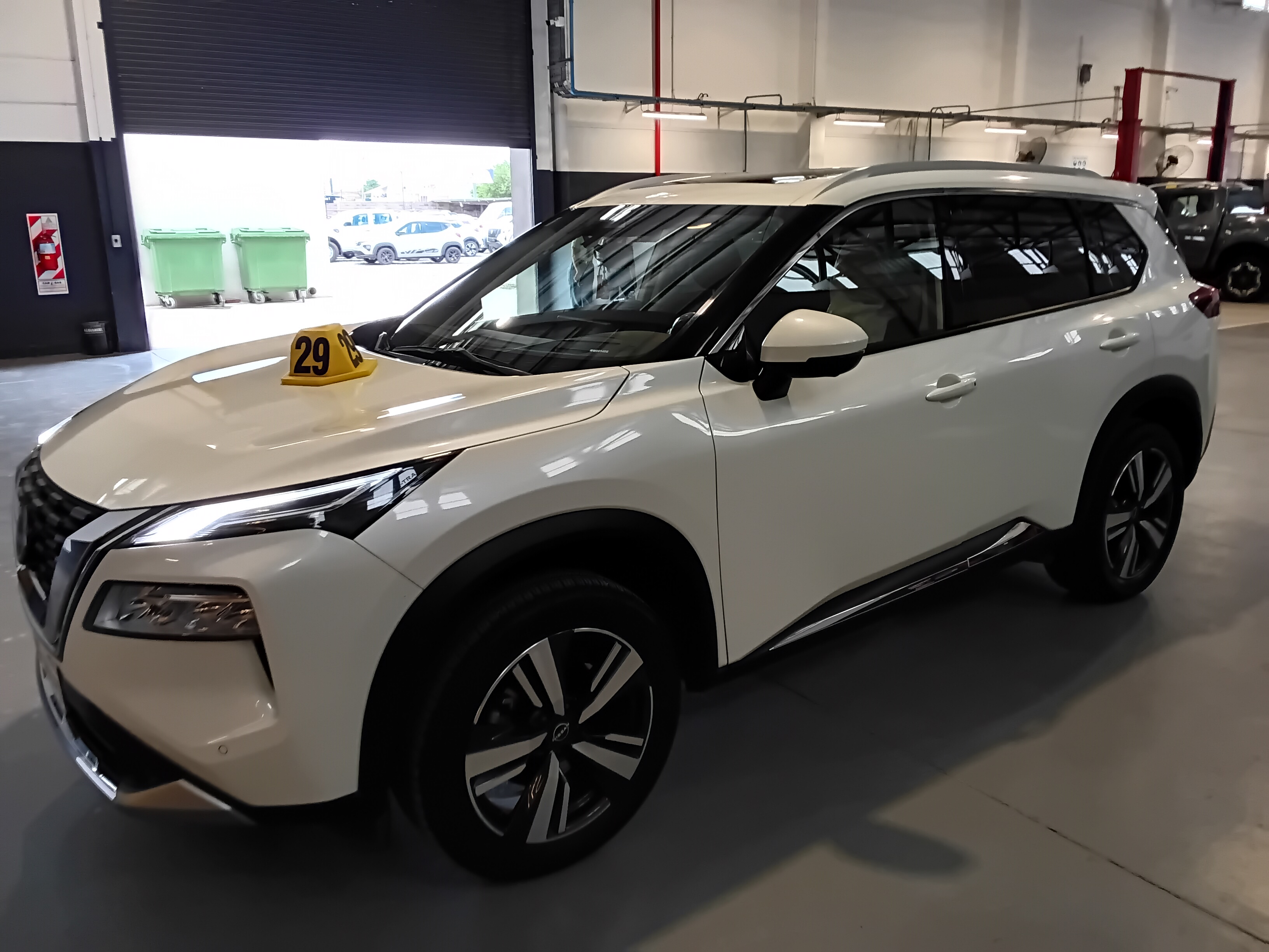 Nissan Xtrail miniatura 2