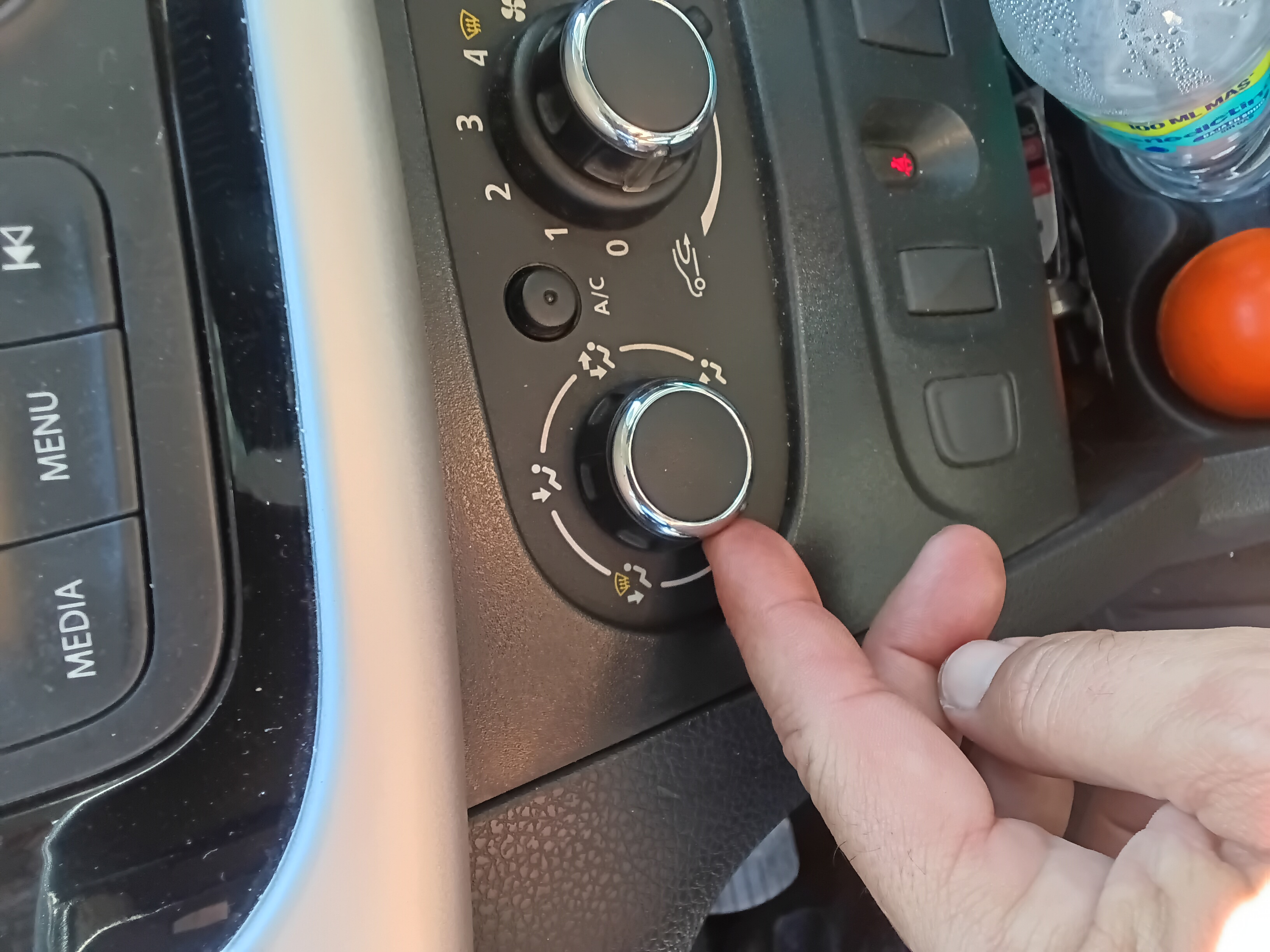 Renault Sandero miniatura 5