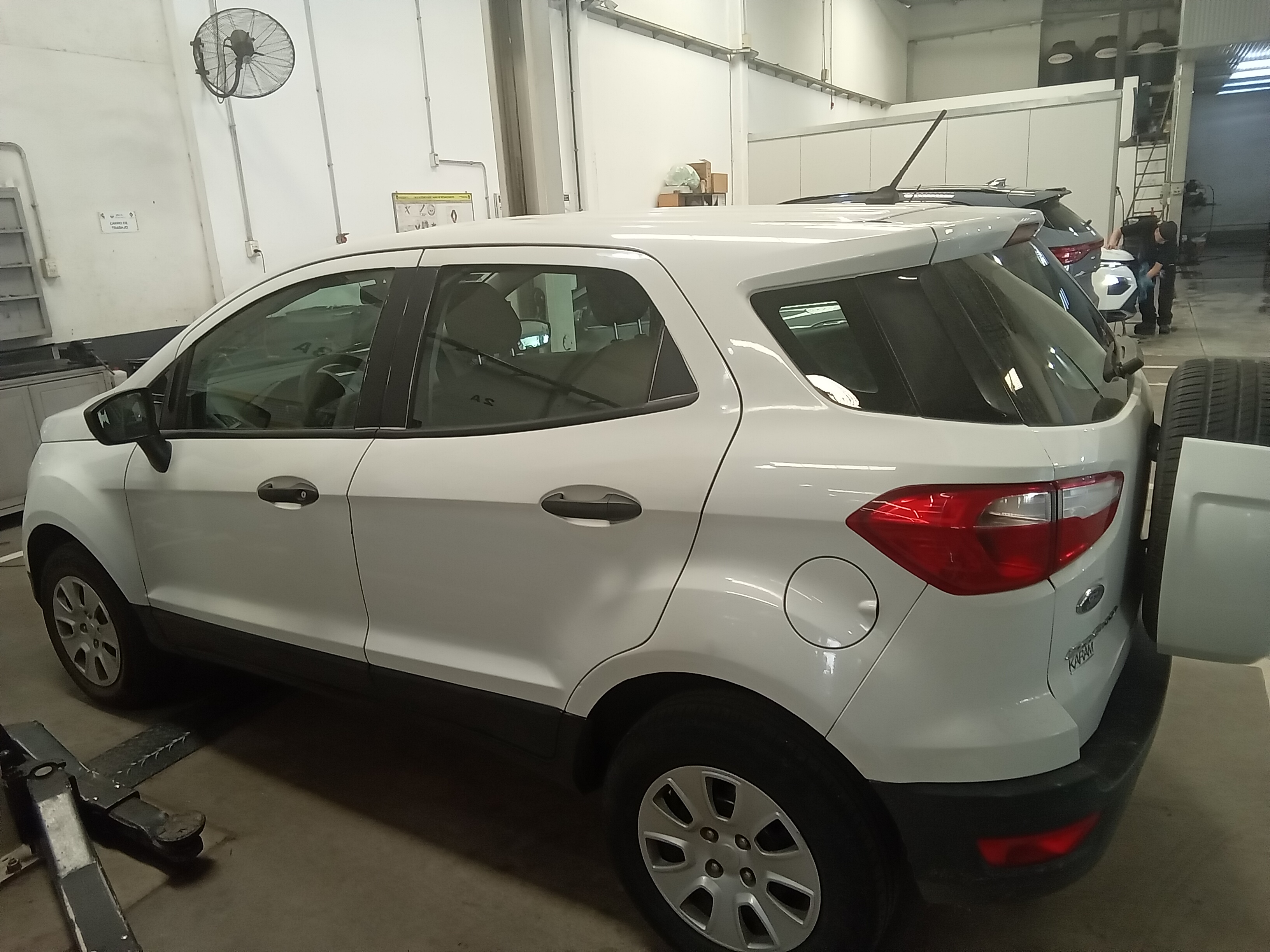 Ford ECO Sport miniatura 3