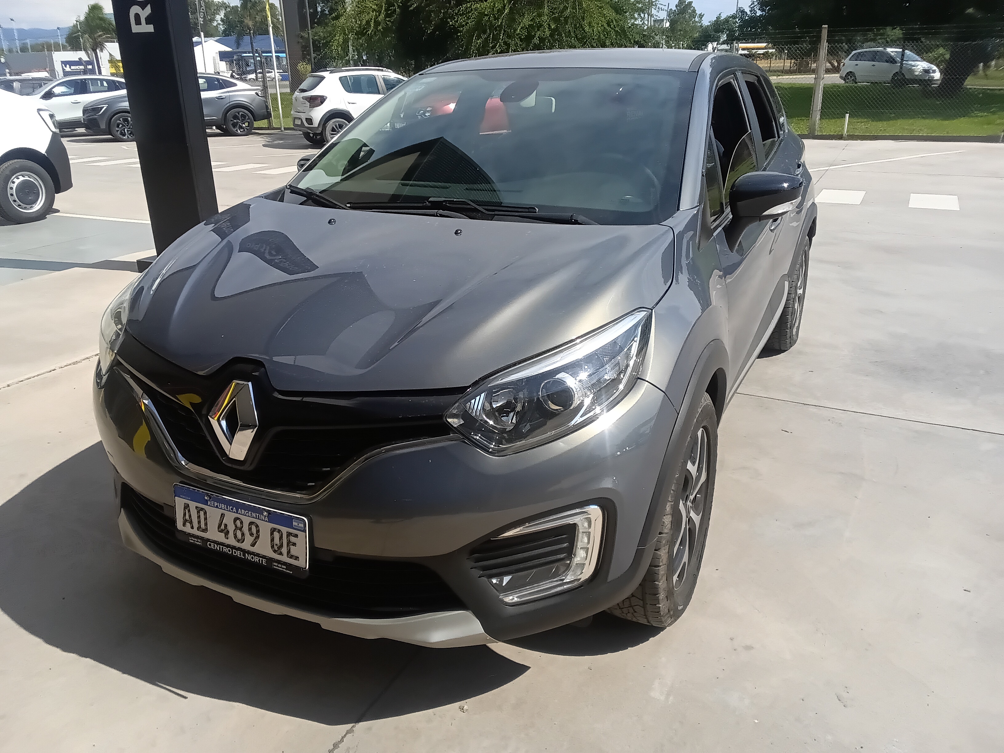 Renault Captur miniatura 4
