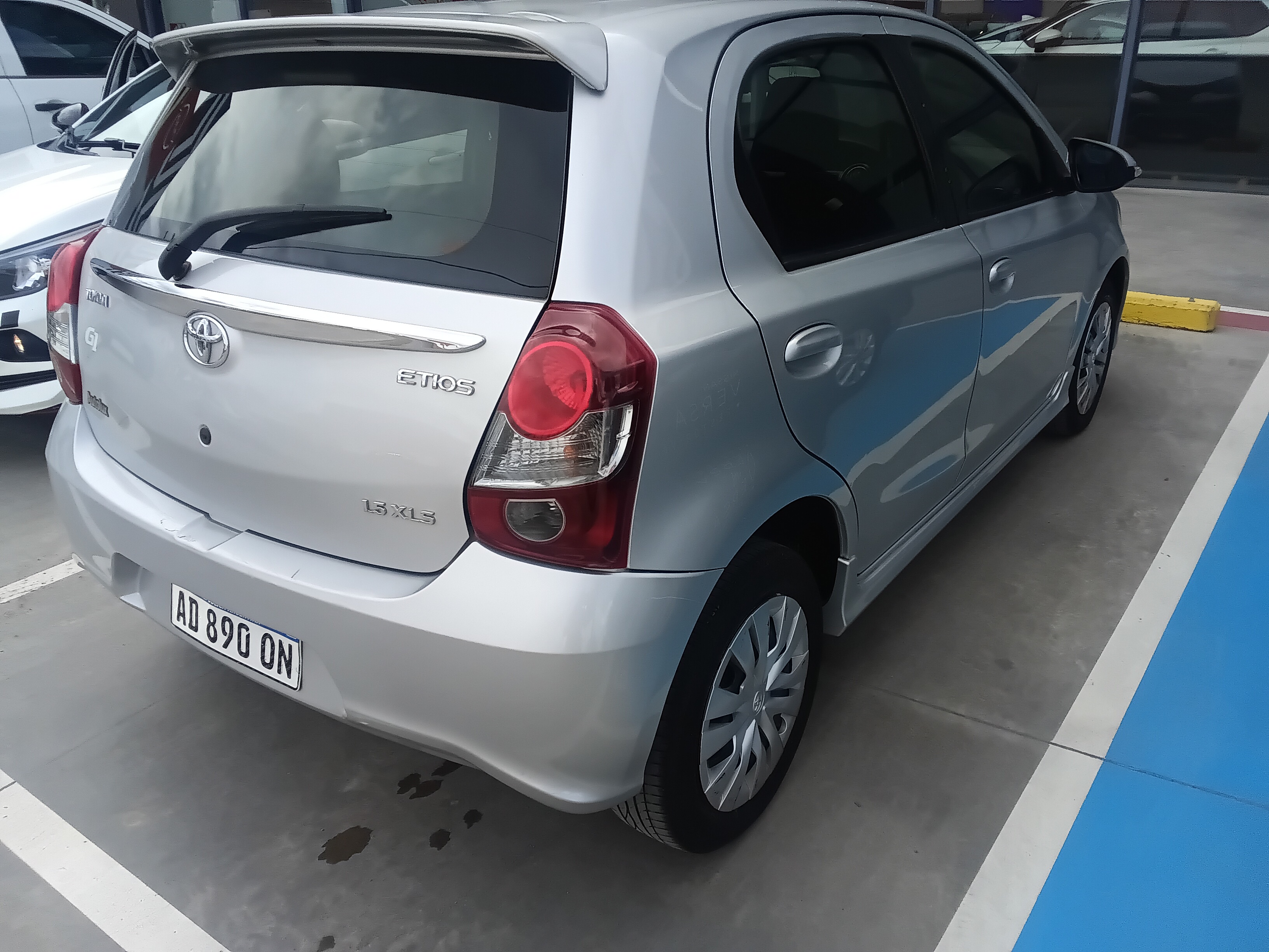 Toyota Etios miniatura 4