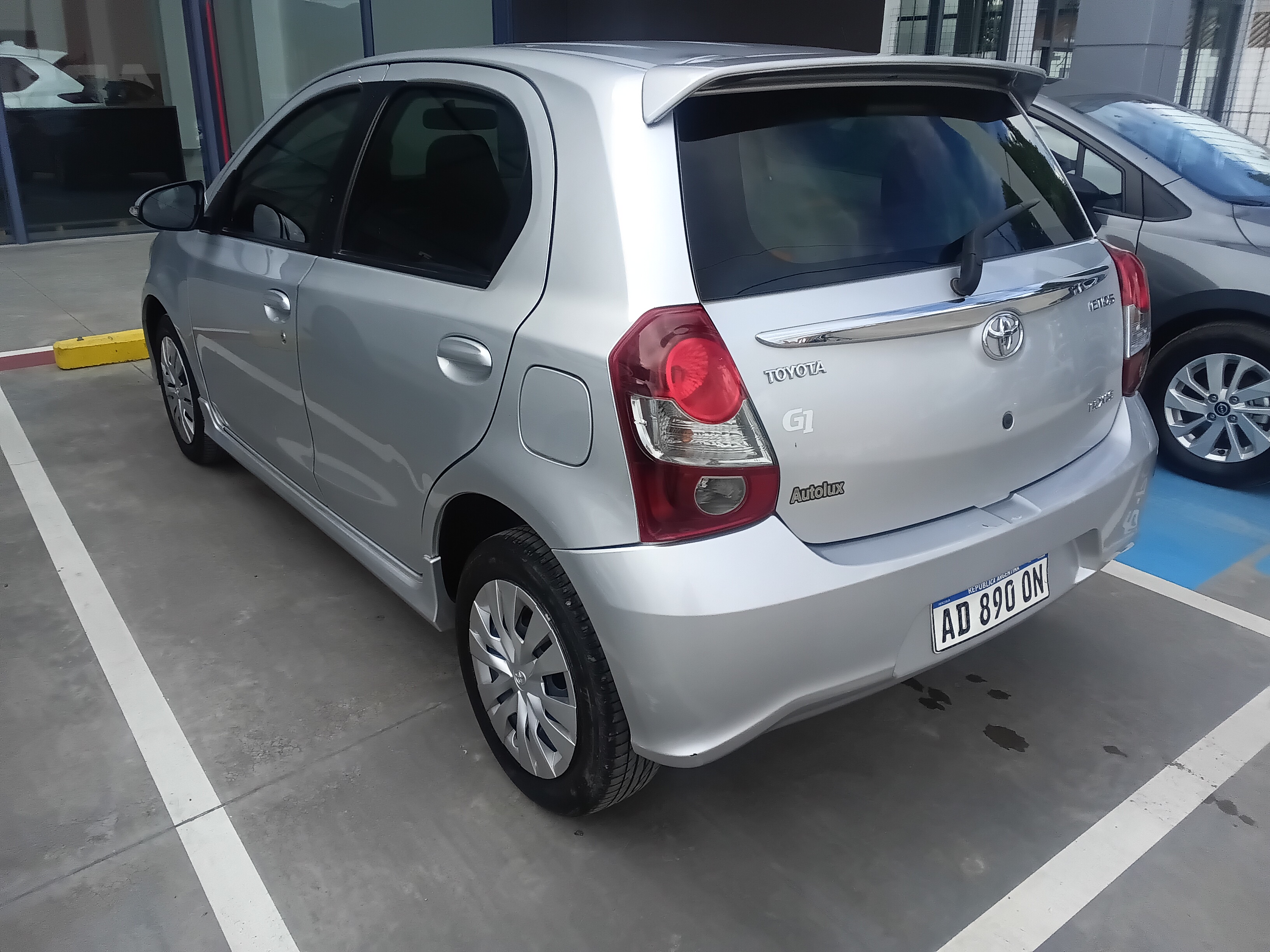 Toyota Etios miniatura 2