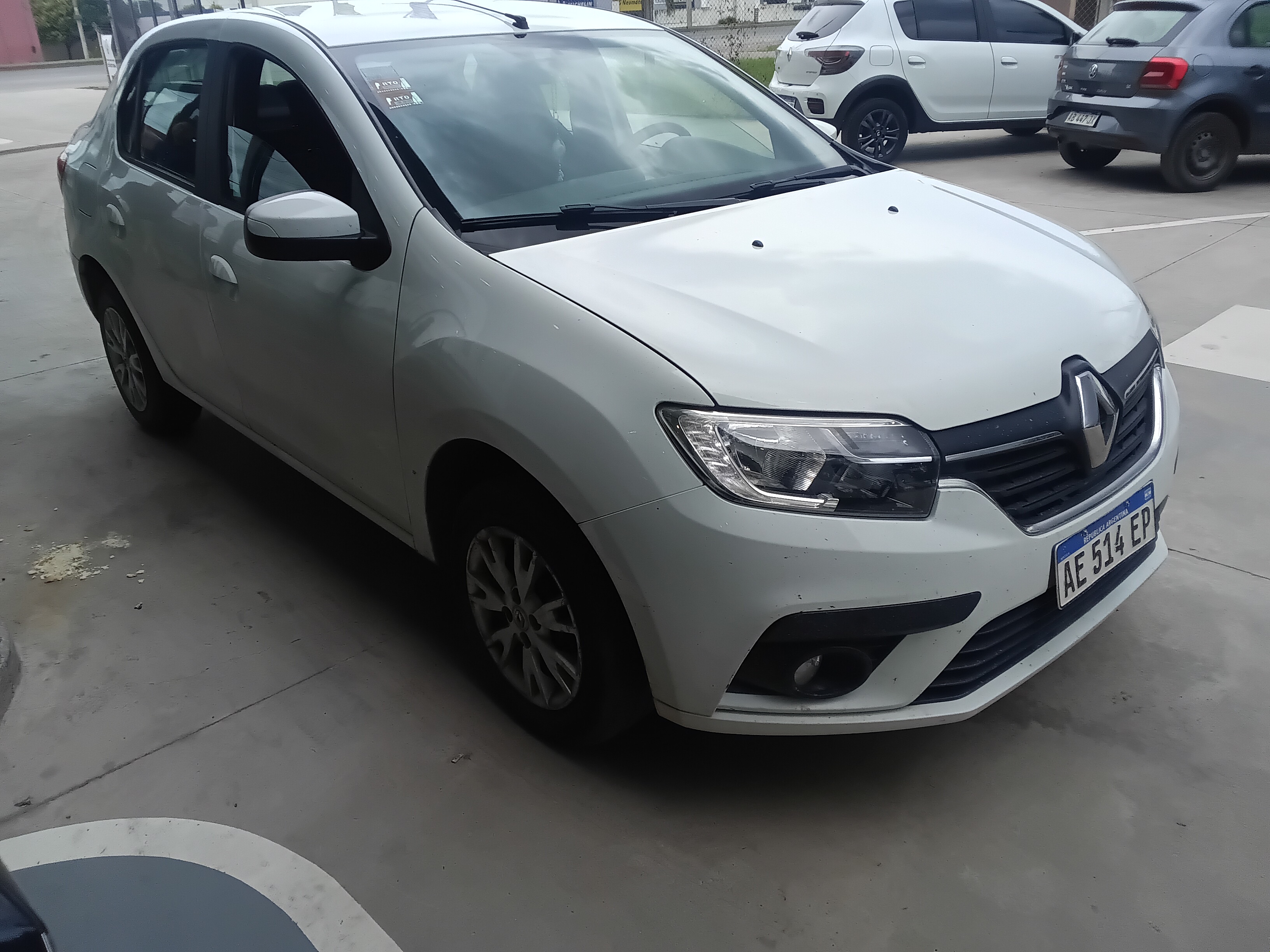Renault Logan miniatura 3