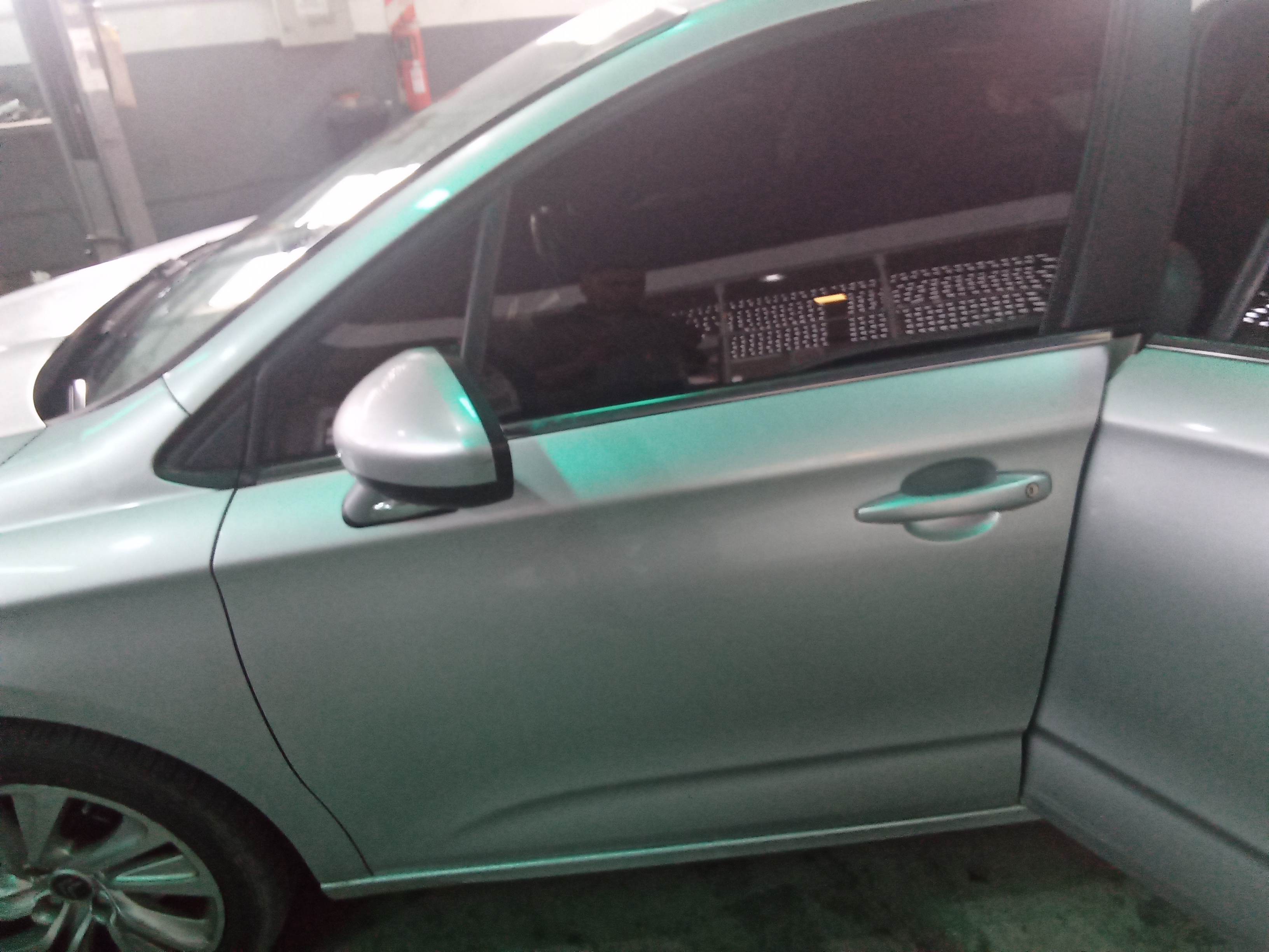 Citroen C4 Lounge miniatura 3