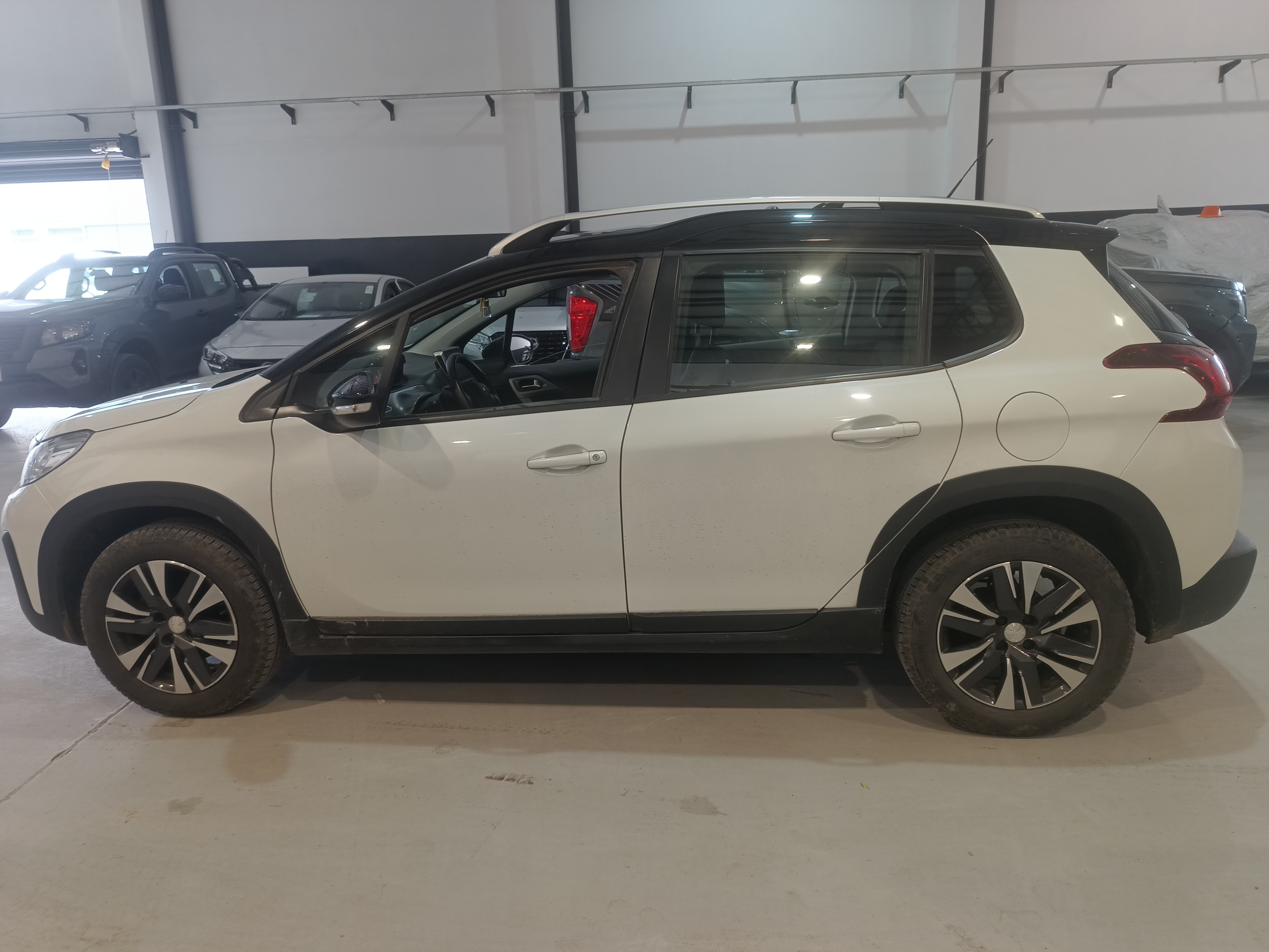 Peugeot 2008 miniatura 2