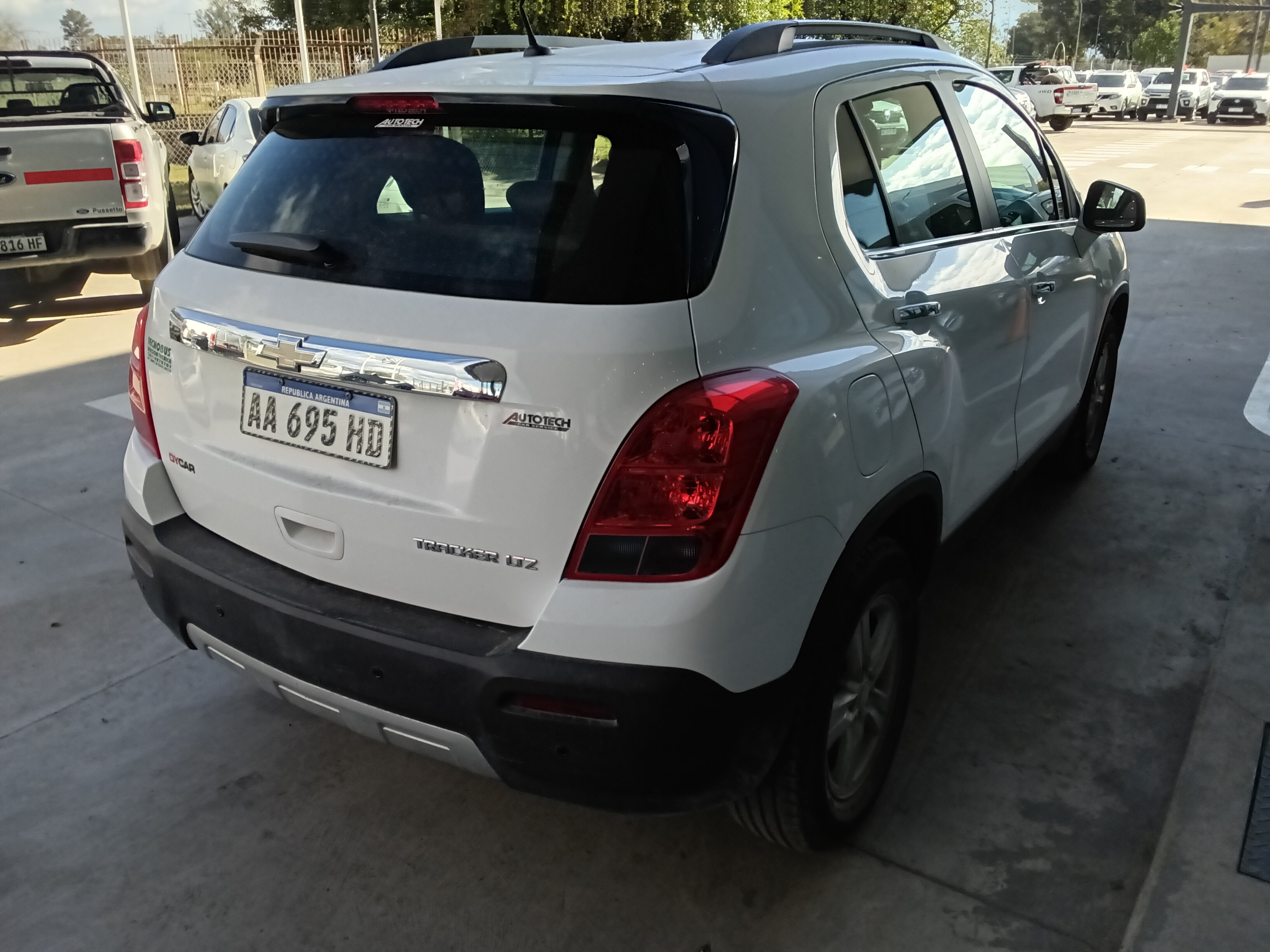 Chevrolet Tracker miniatura 4
