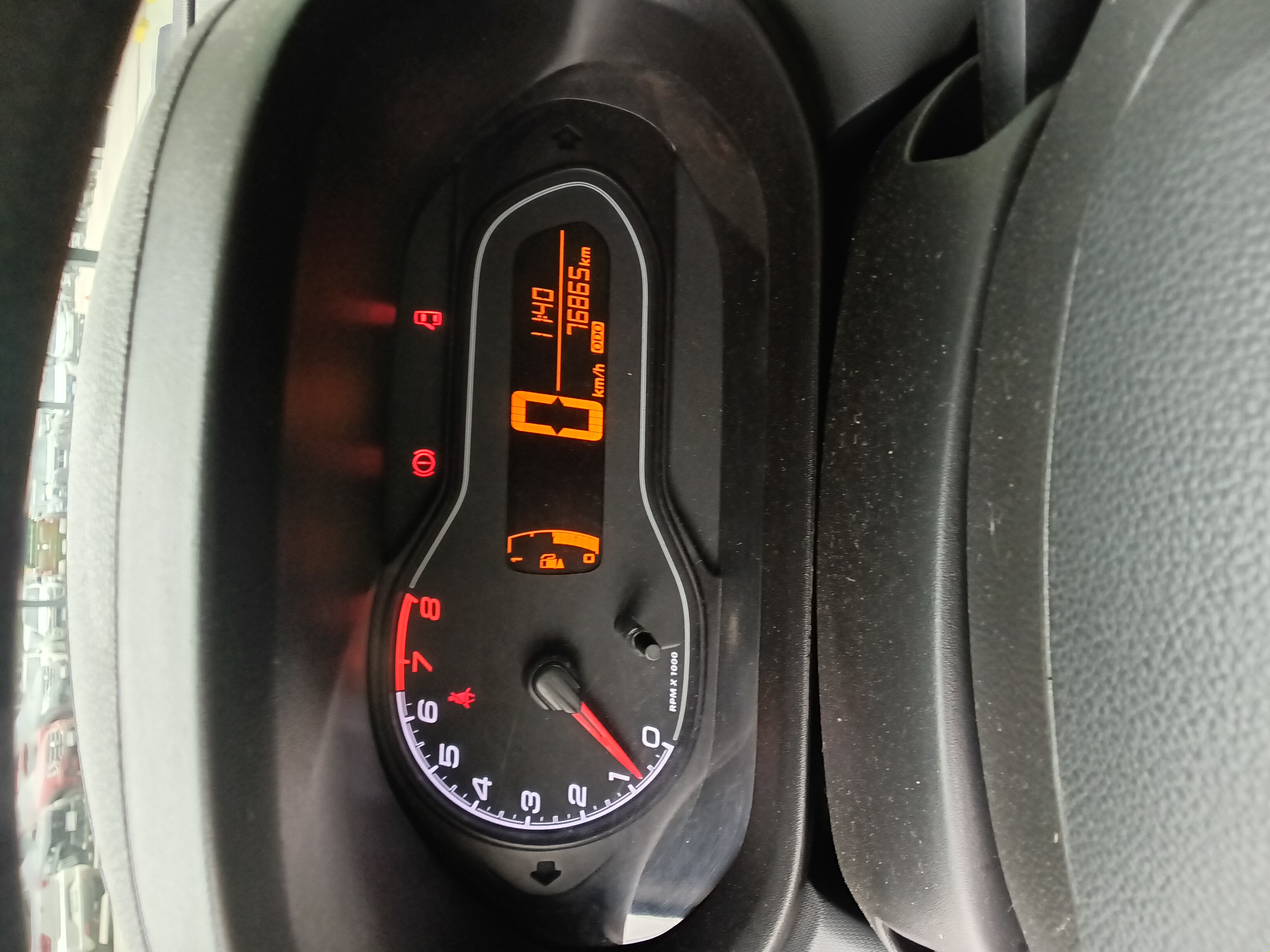 Chevrolet Onix miniatura 10