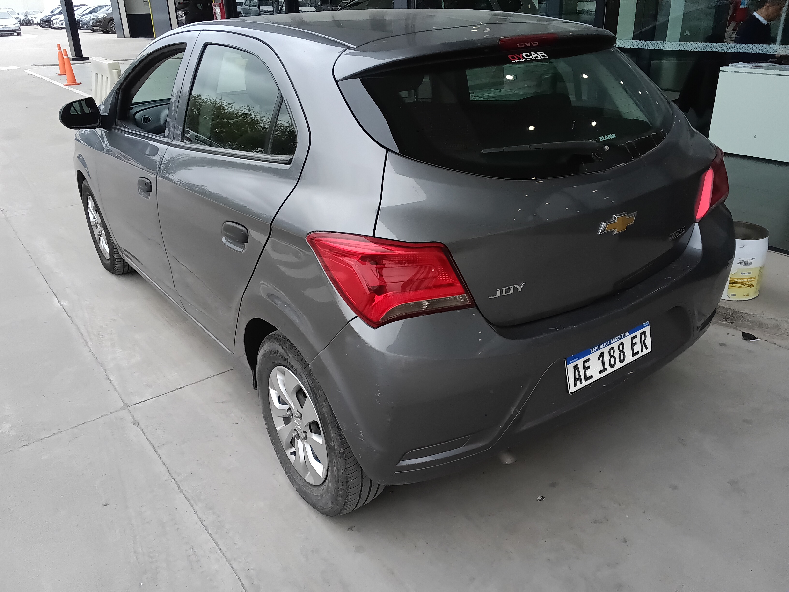 Chevrolet Onix miniatura 3