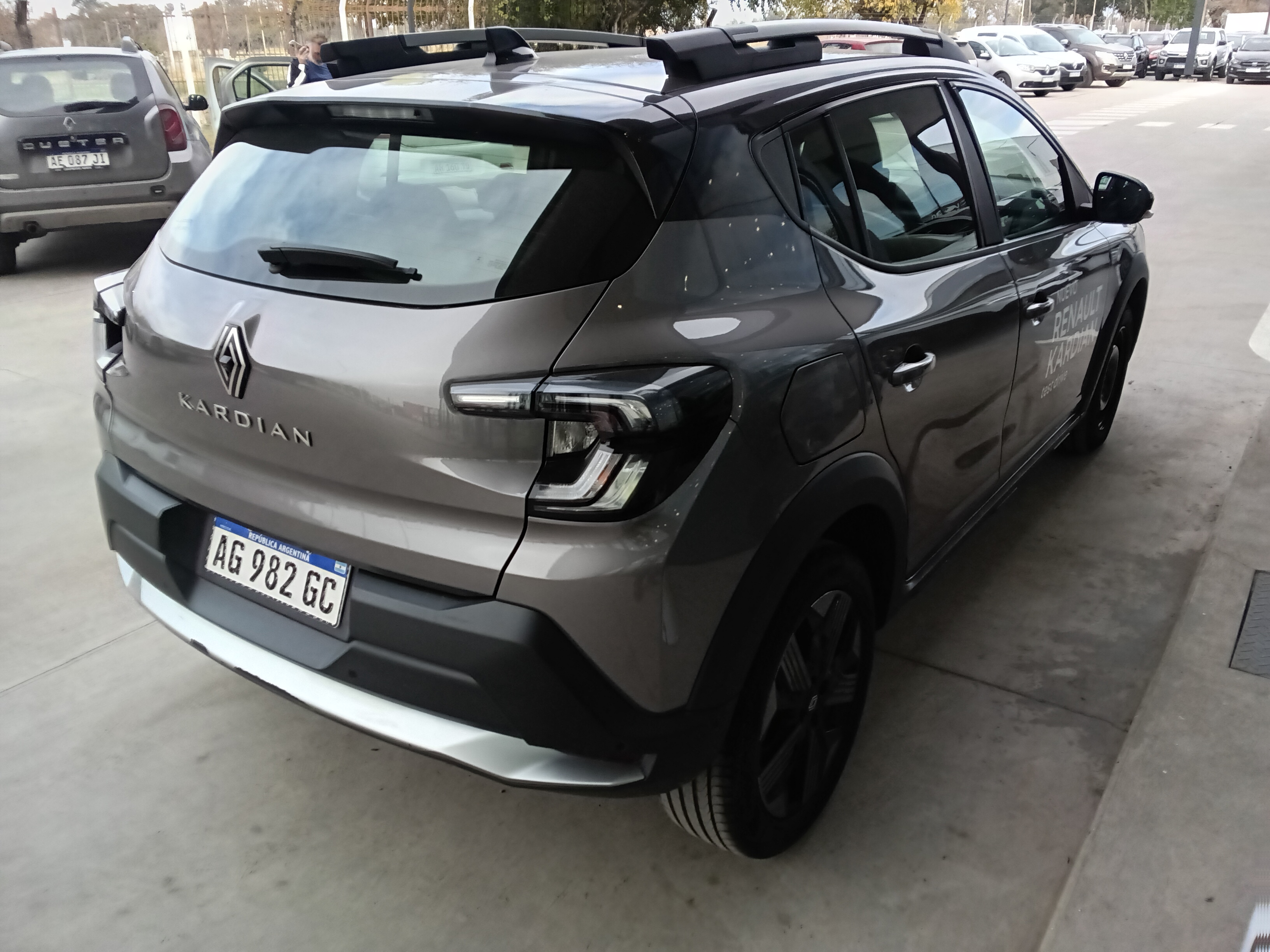 Renault Kardian miniatura 4