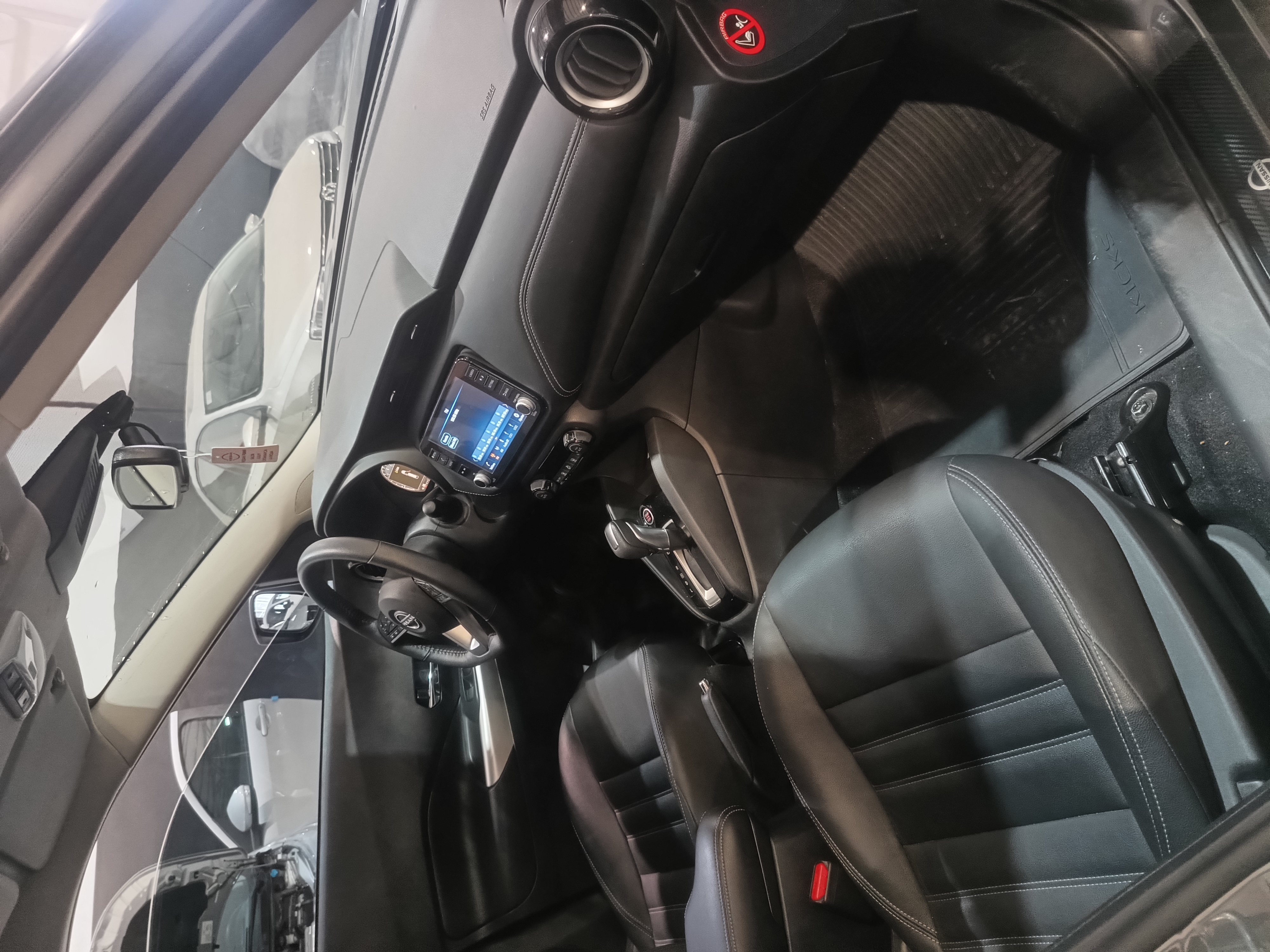Nissan Kicks miniatura 7
