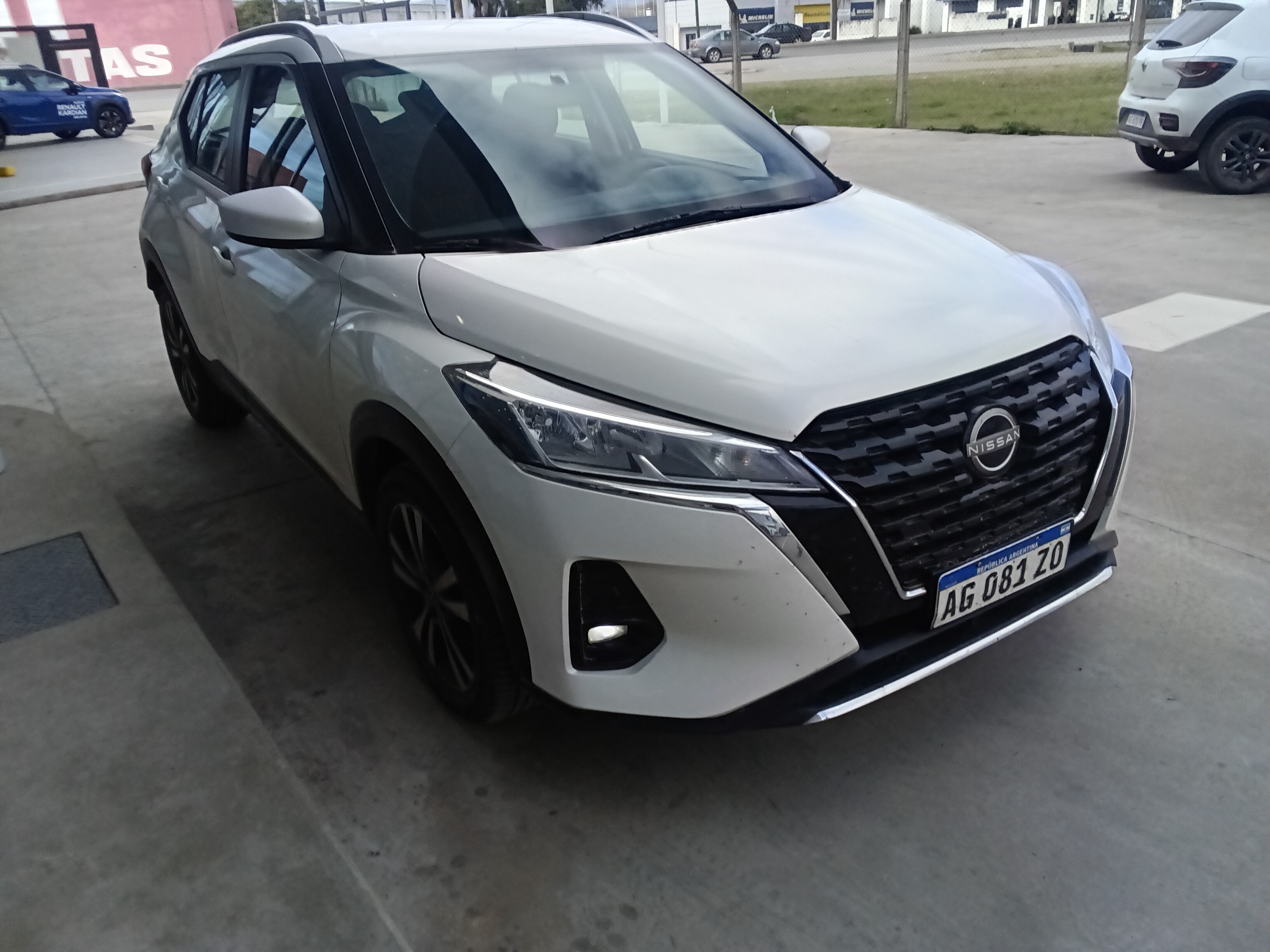Nissan Kicks miniatura 3